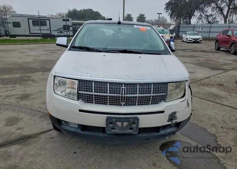 2010 Lincoln Mkx z USA, uszkodzony, nr VIN 2LMDJ8JC8ABJ21204